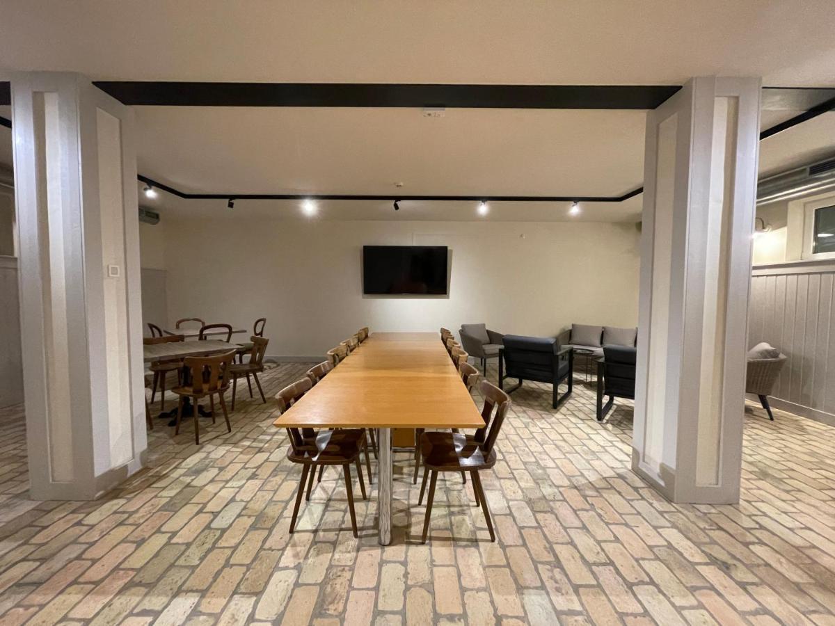 Palaima Hotel Anykščiai Buitenkant foto