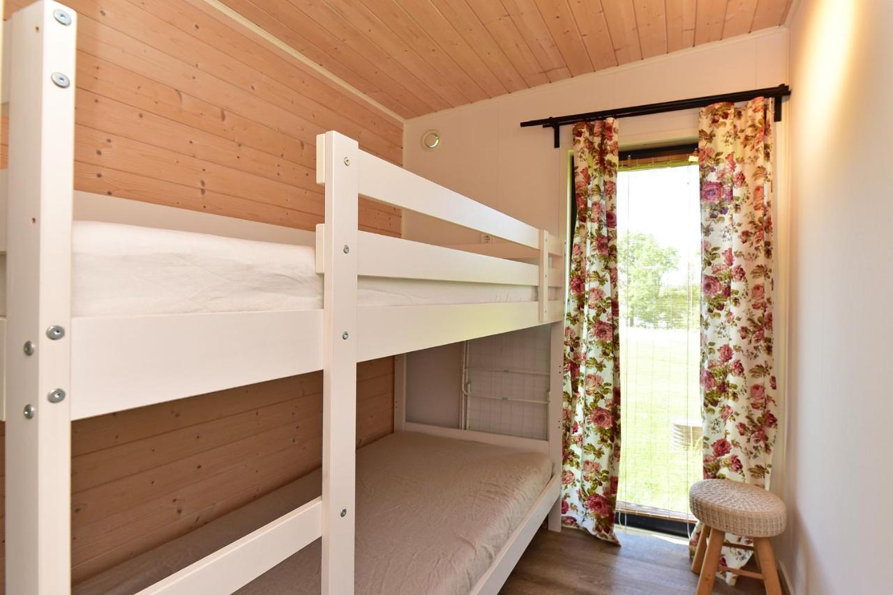 Palaima Hotel Anykščiai Buitenkant foto